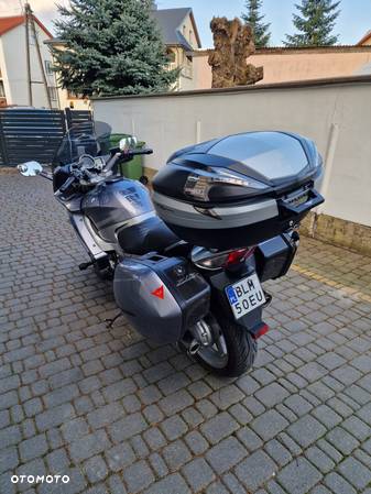 Yamaha FJR - 2