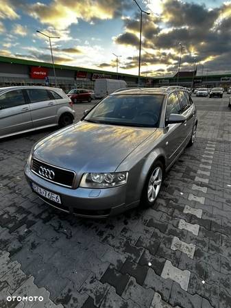 Audi A4 Avant 1.8T Quattro - 6