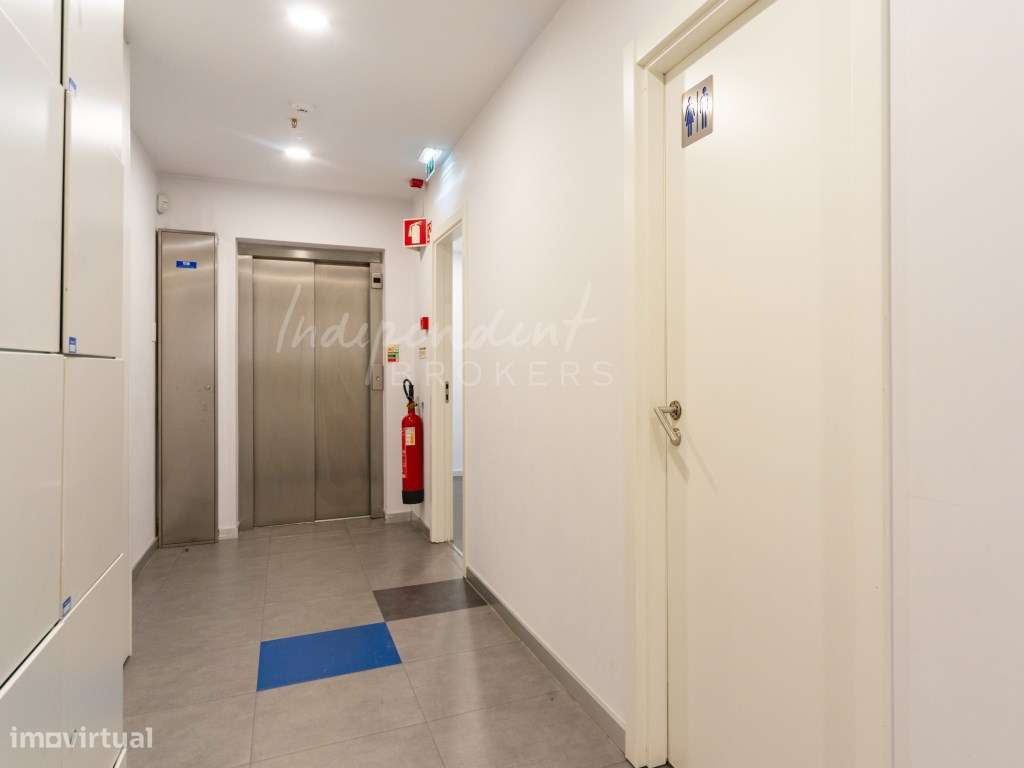 ESCRITÓRIO EXCLUSIVO COM TERRAÇOS E 9 LUGARES DE ESTACIONAMENTO NO ...-19