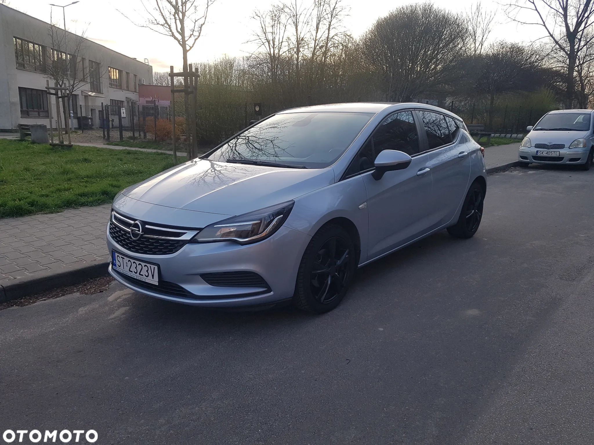 Opel Astra V 1.6 CDTI Dynamic - 1