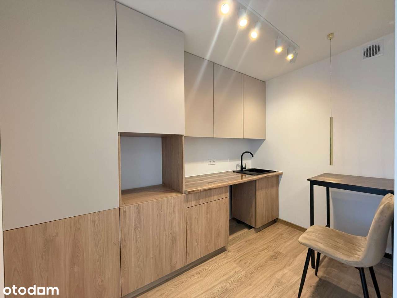 Nowoczesne M2 po remoncie I blisko ŚUM - Pełny obrazek: 4/4