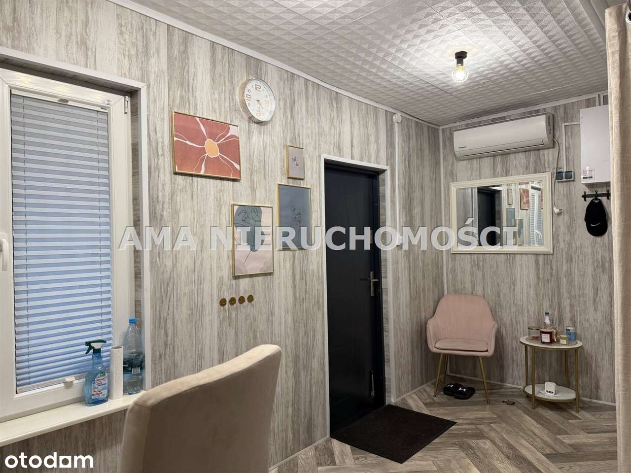 Budynek handlowo-usługowy o wielu mozliwościach-9