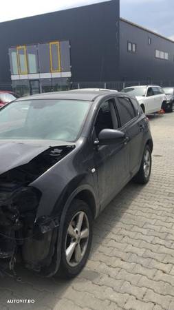 Dezmembram Nissan Qashqai 1.5 DCI, 6 trepte, an fabr 2008 - 1