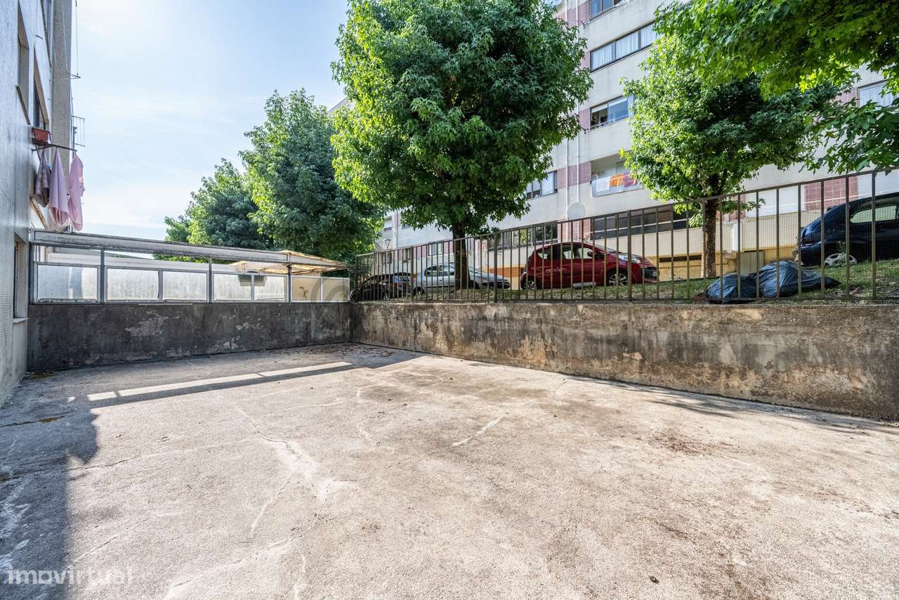 APARTAMENTO T3 EM FERREIROS, BRAGA-14