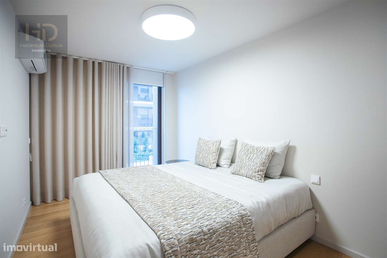 Apartamento T4 com vistas de mar e rio-20