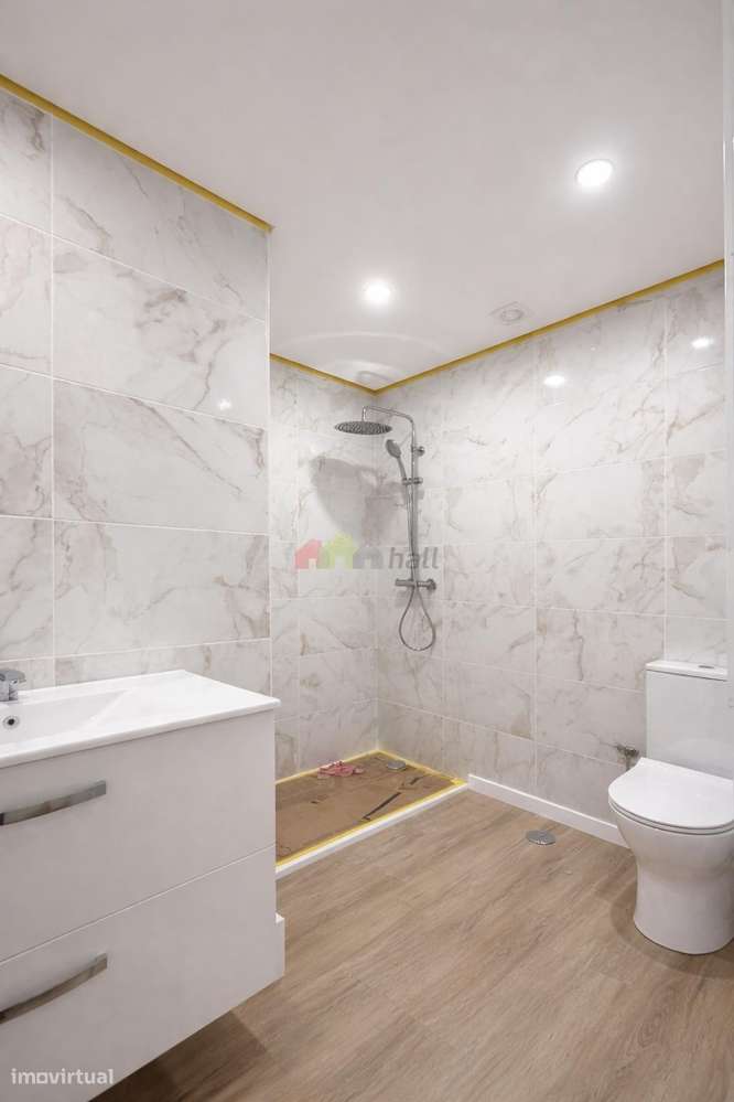 Apartamento T4 totalmente remodelado | Av. Afonso Henriques – Barreiro-22