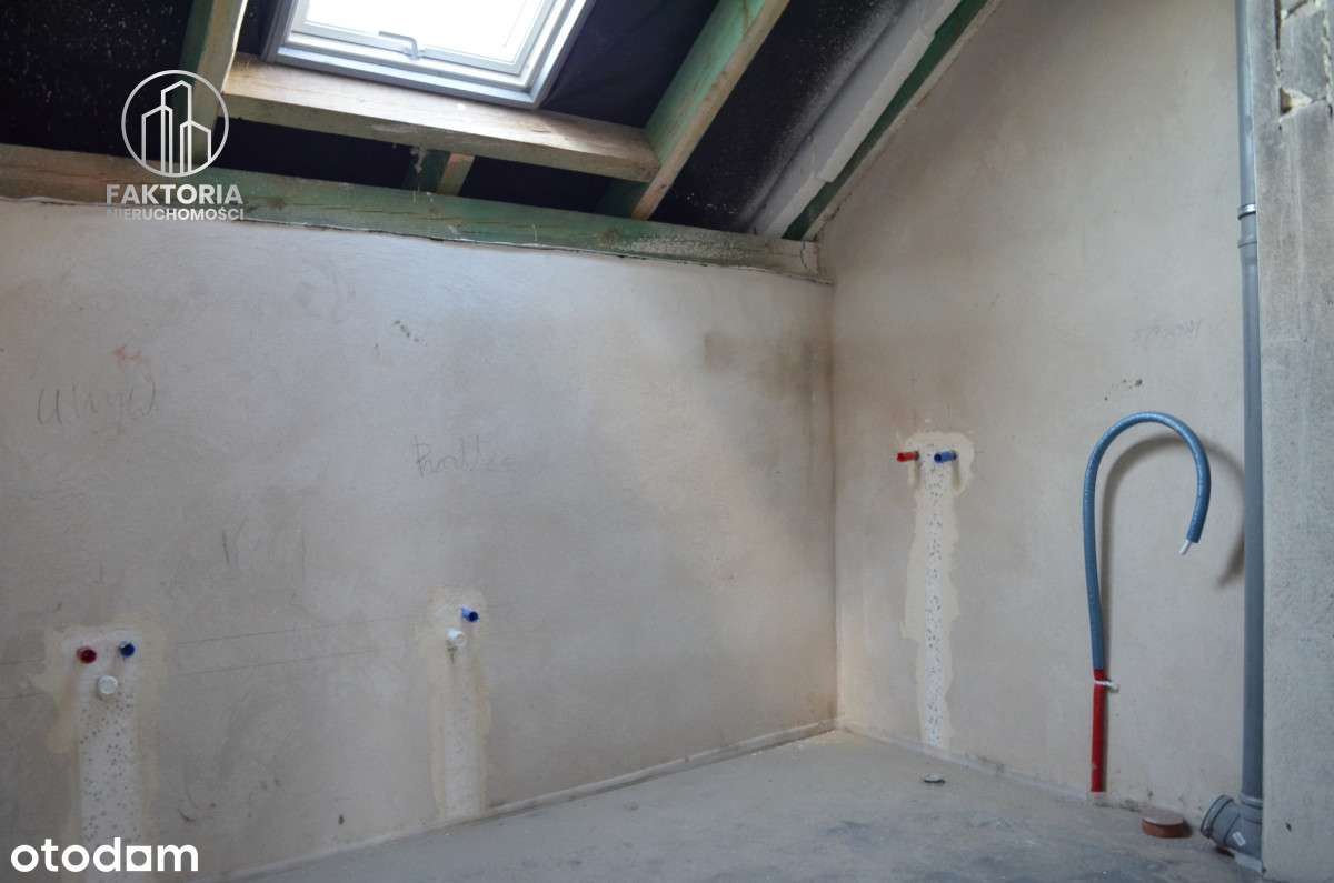 Środkowy segment szeregówki, stan deweloperski-4