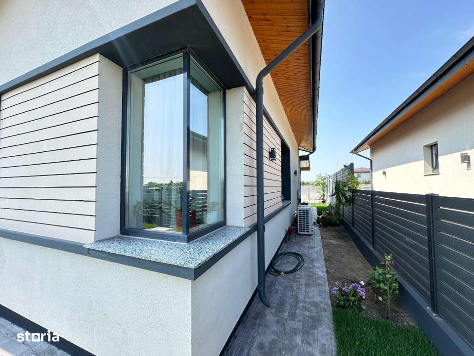 CASA DE VANZARE - Imagine principală: 5/12