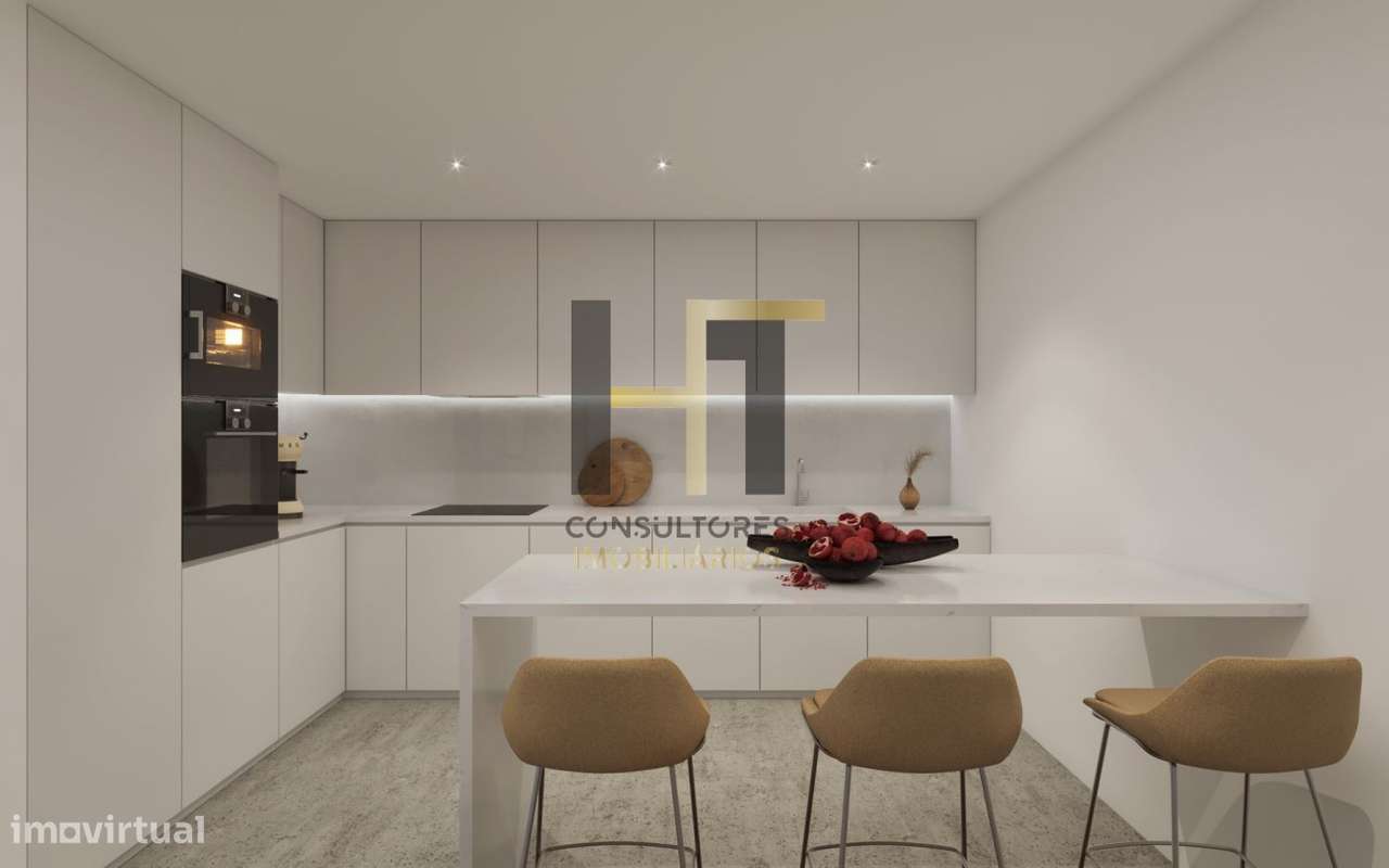 Moradia T3 | 235m² de Logradouro + Possibilidade de Piscina | Varanda-9