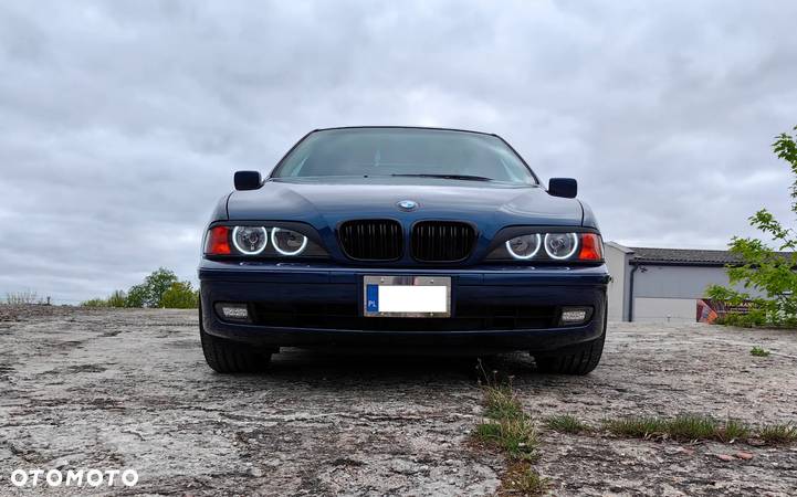 BMW Seria 5 - 33