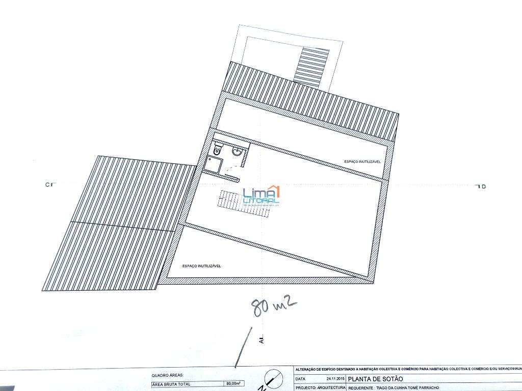 Prédio devoluto para habitação e comércio - Zona Histórica de Leiria-29