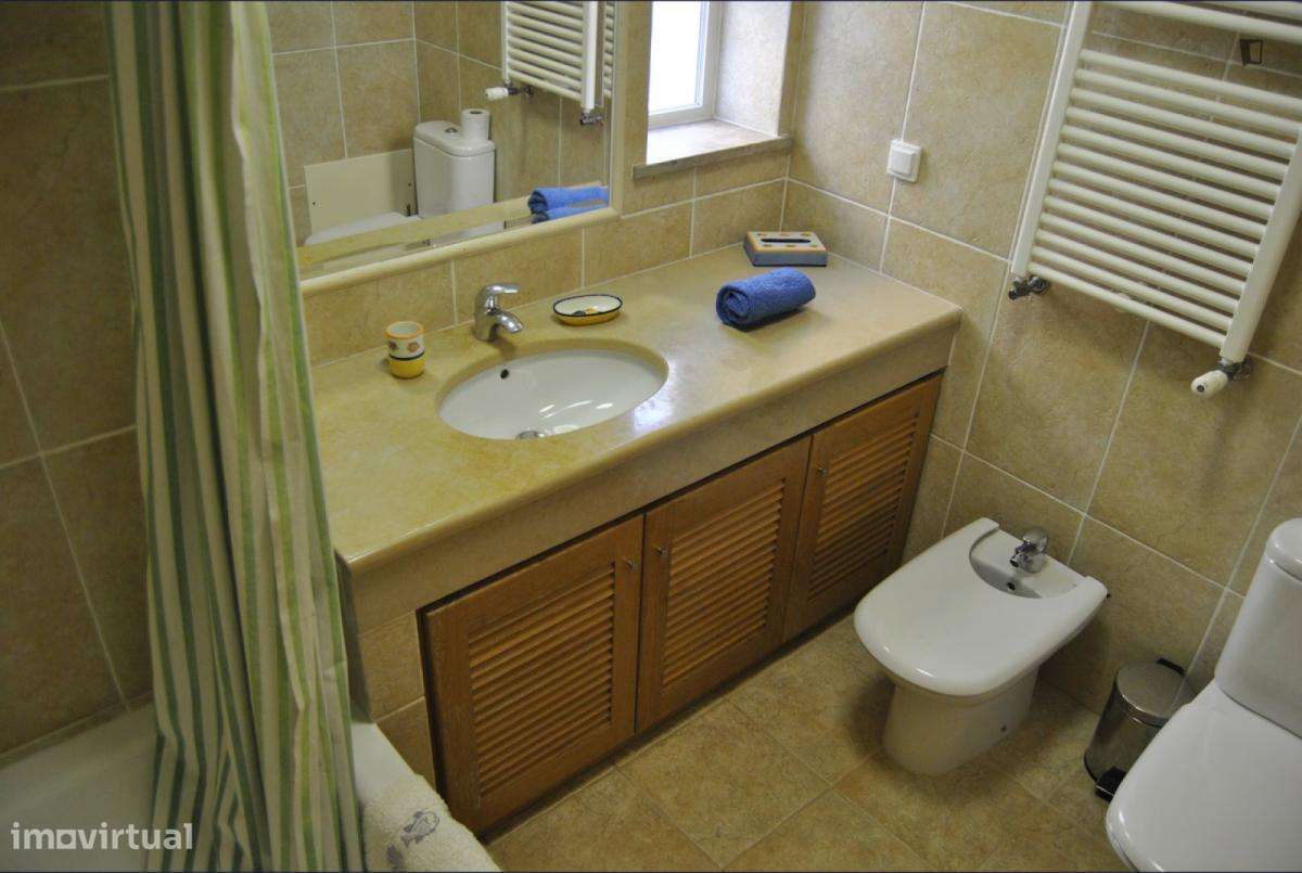 Casa com 3 quartos - localizado em Lagos - Grande imagem: 5/10