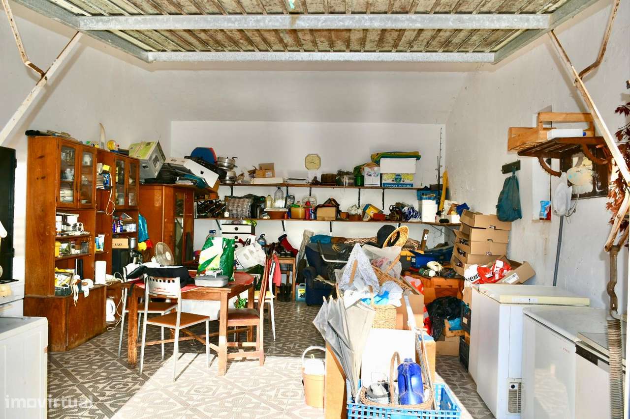 Quinta com moradia V3 na Mexilhoeira Grande-11