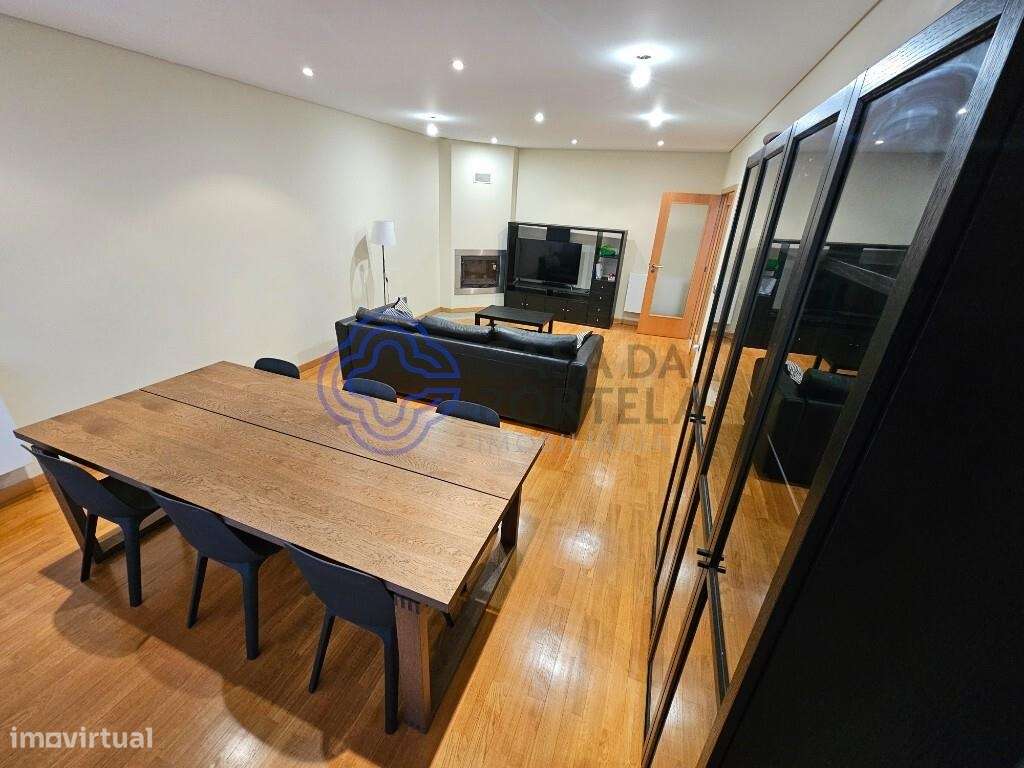 Apartamento T2+1 mobilado, varanda, lugar de garagem, Rio Tinto. - Grande imagem: 4/25