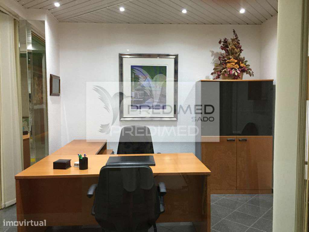 Escritório Avenida Luisa Tody - Grande imagem: 3/16