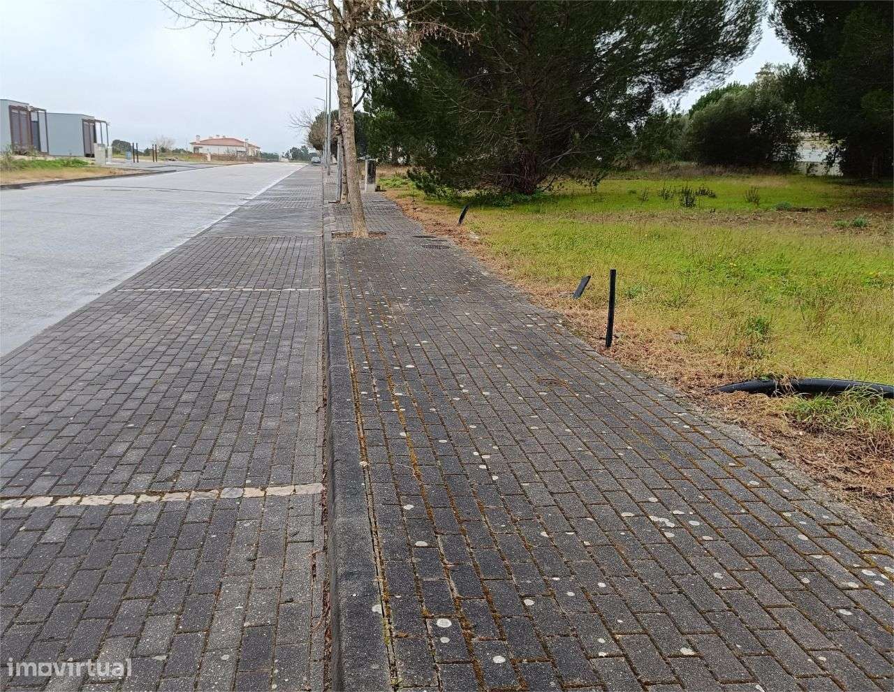 Lote de terreno para construção de moradia geminada! - Grande imagem: 5/7