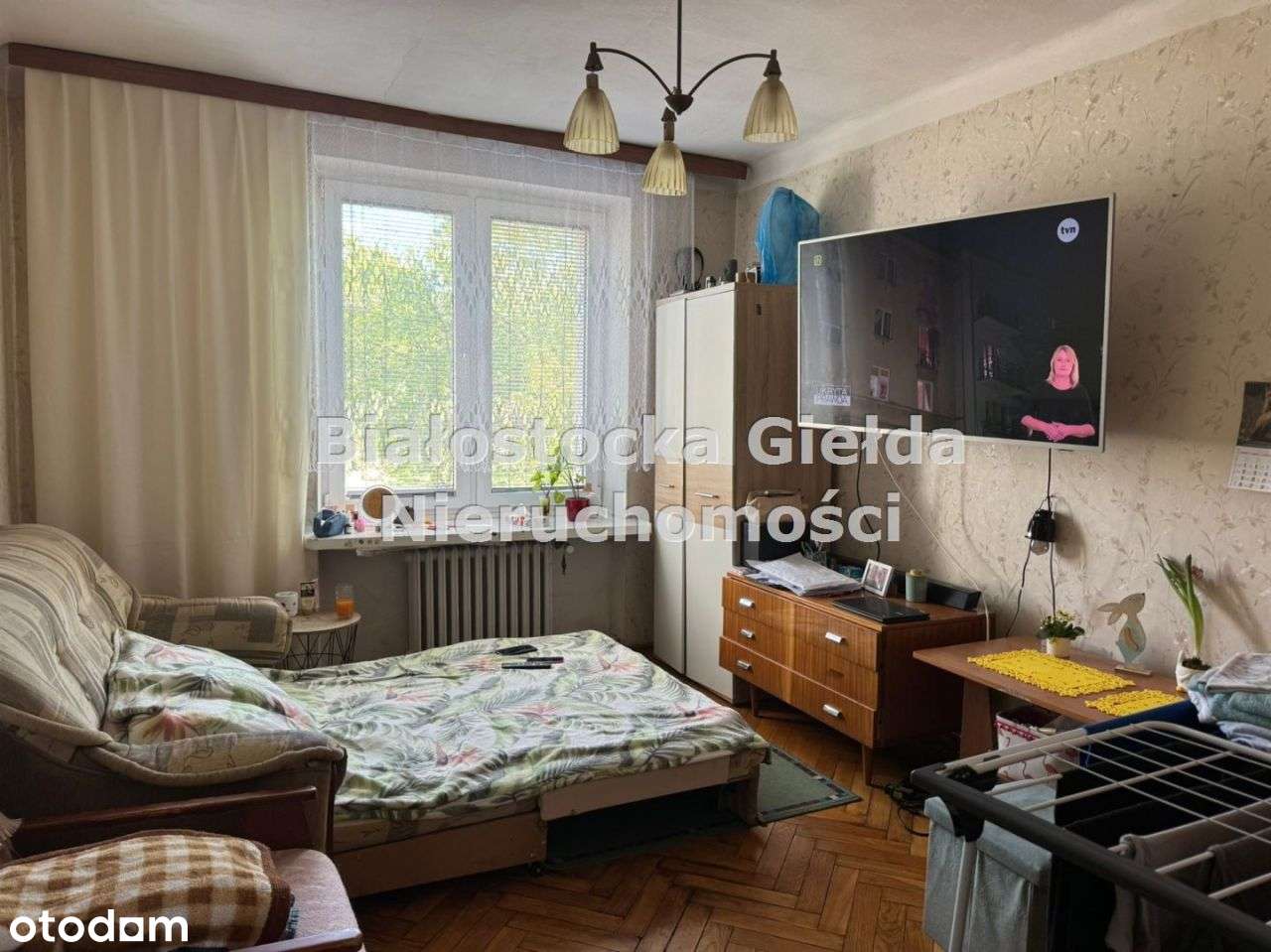 2 pokoje III piętro pow.47,35 m2 ścisłe centrum.-2