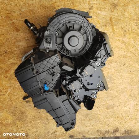 FORD FOCUS MK3 10-18R NAGRZEWNICA AV6N19B555AJ - 2