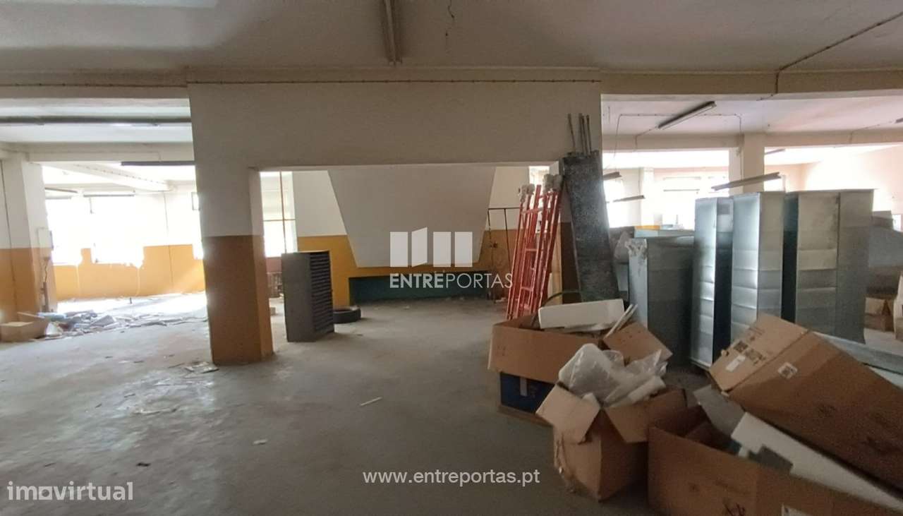 Venda de Armazém Industrial c/1400m2 na Póvoa de Varzim - Grande imagem: 4/11