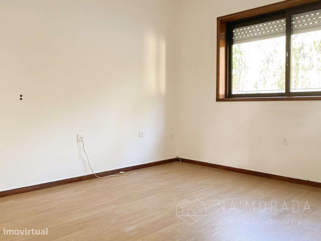 Apartamento T-3 em Santa Maria da Feira, próximo aos Passionistas-11