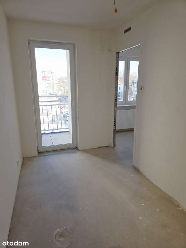 Mieszkanie 3 pokojowe z dwiema łazienkami oraz dwoma kuchniami !-12