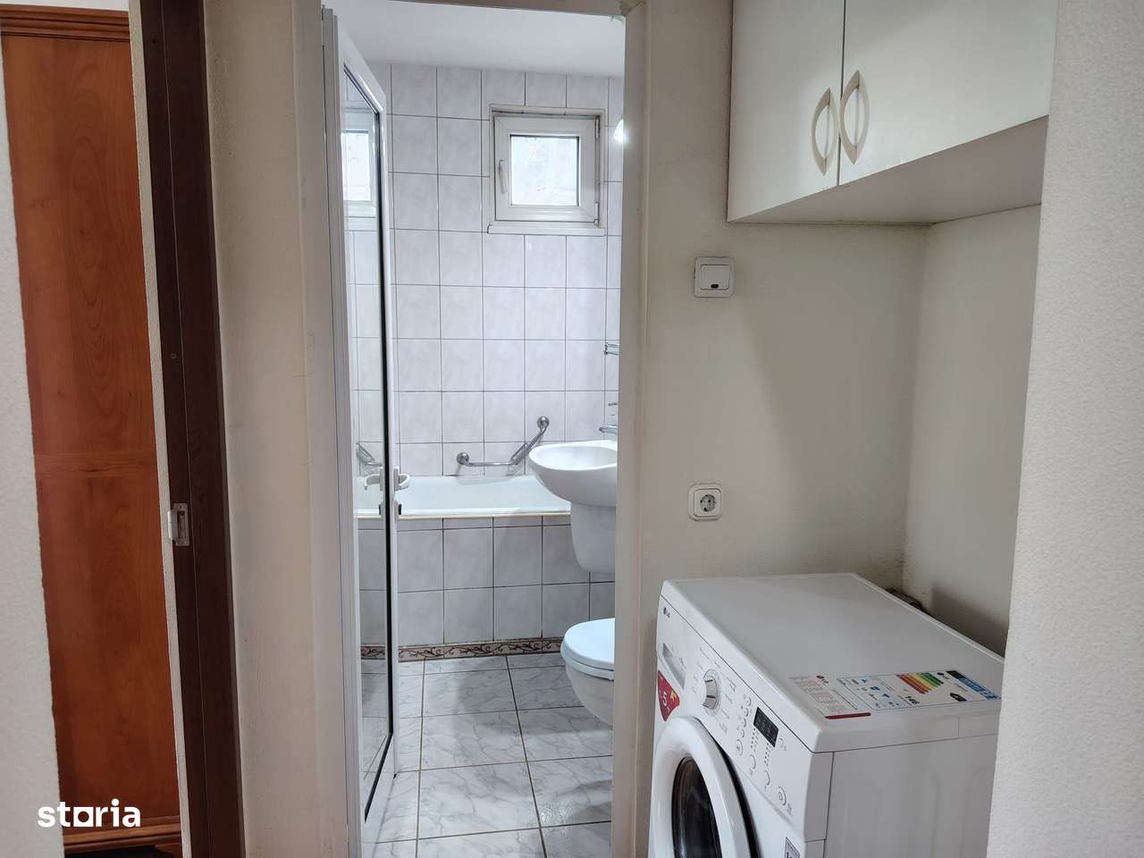 Apartament 3 camere Piata Centrala-5