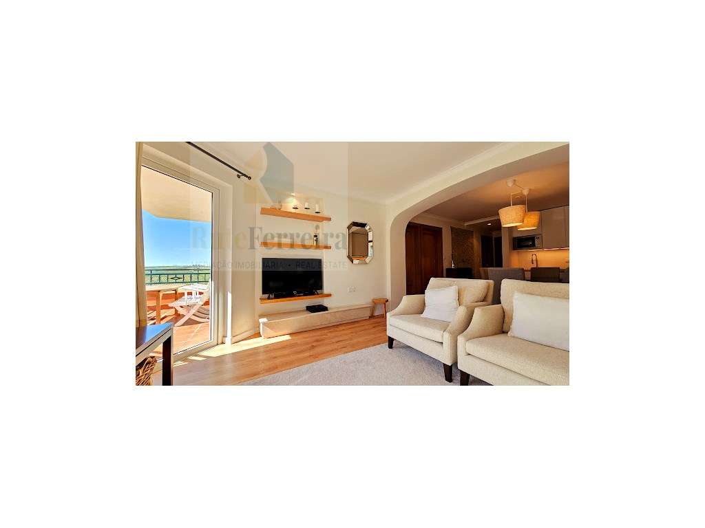 Apartamento T2 no Condomínio Campo Real!!!!!!!-8