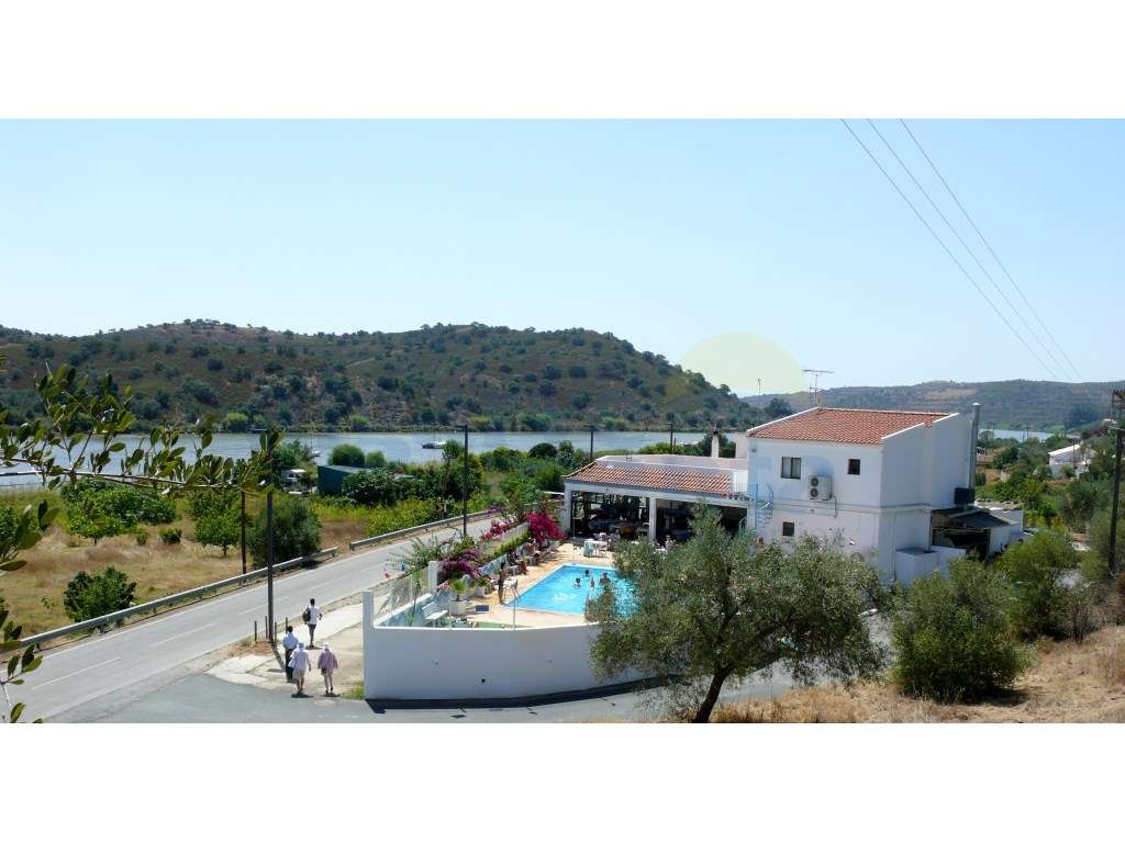 Imóvel com espaço comercial à beira do Rio Guadiana na Foz de Odele... - Grande imagem: 2/42