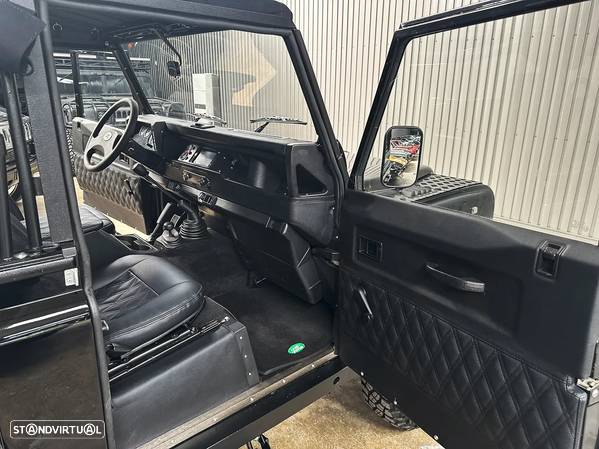 Land Rover Defender 90 2.5 tdi soft top - 24