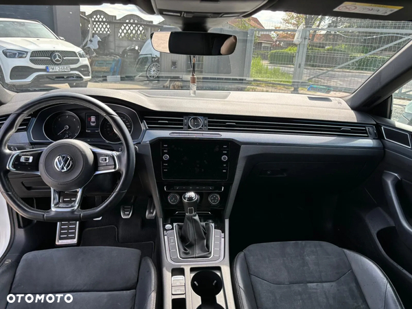 Volkswagen Arteon 2.0 TDI SCR R-Line - 19