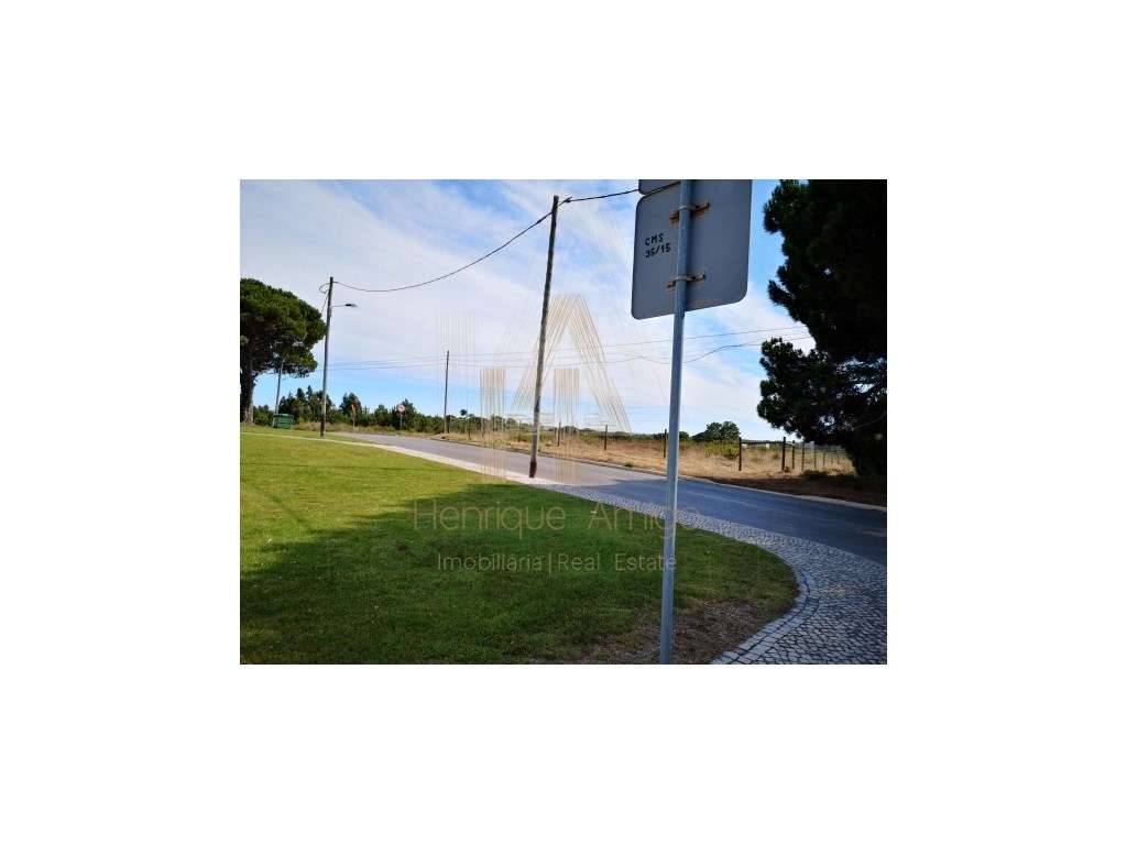 Terreno com projeto aprovado para Moradia T5 isolada em Lagoa / Ses... - Grande imagem: 3/23