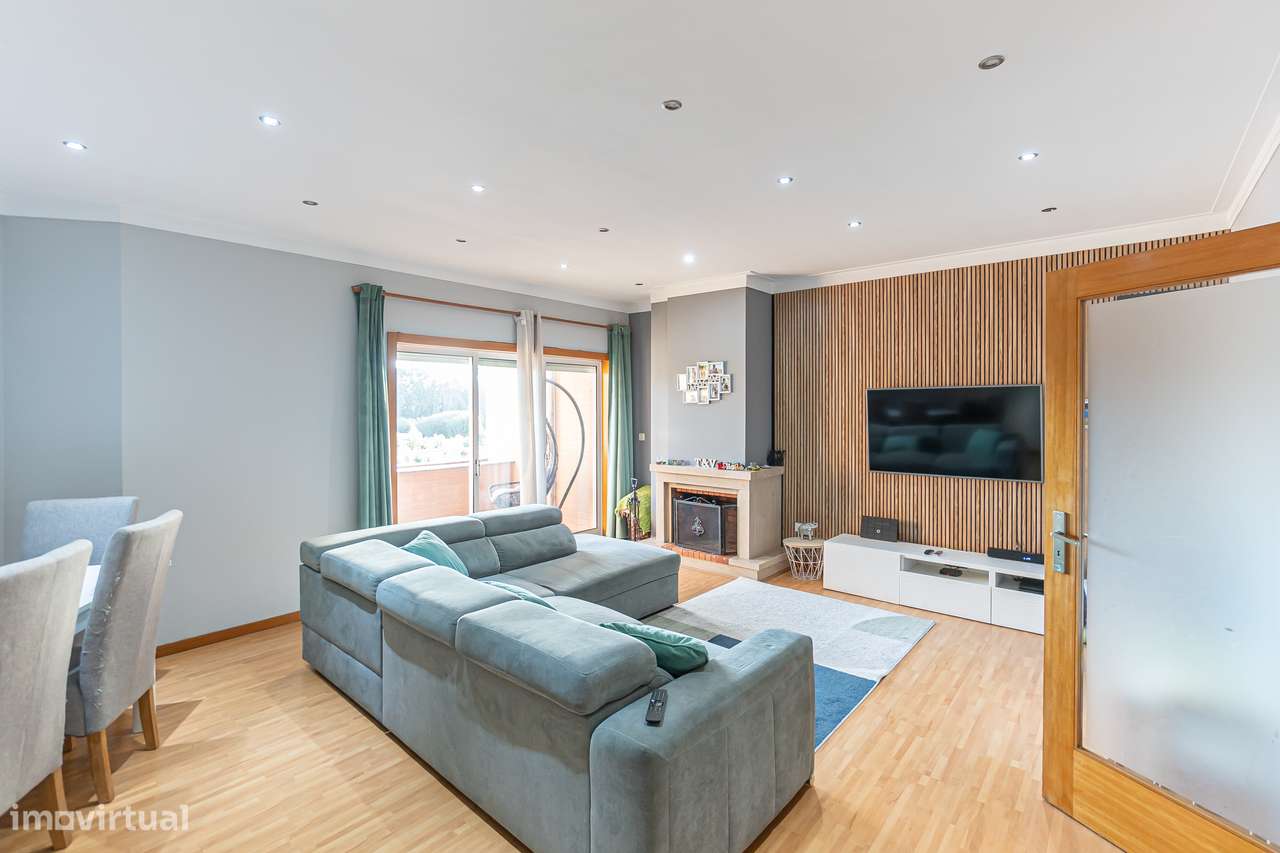 Apartamento T3 em Grijó-0