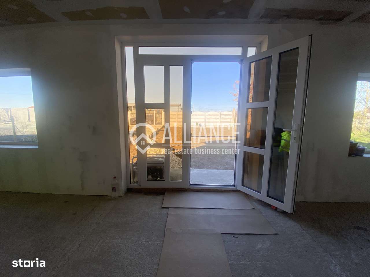 Castelu (COD 07) Casă 4 camere cu teren de 625 mp-16