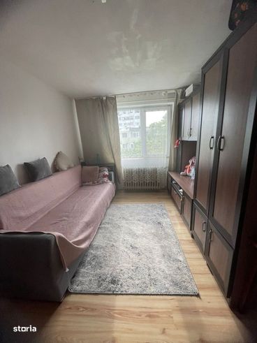 Apartament cu 2 camere SemiDecomandat in zona Podu Ros