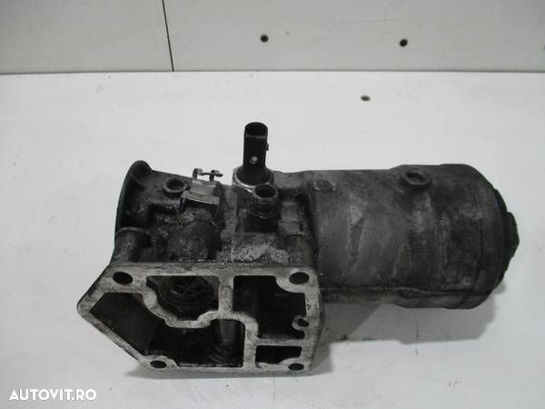 Carcasa filtru ulei Vw Golf 5 / Passat / Touran / Skoda Octavia 2 cod 045115389E - 4