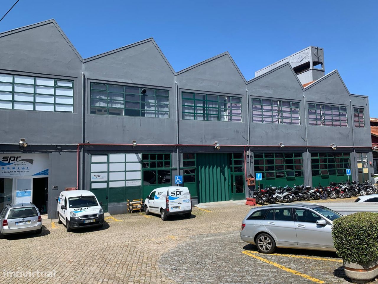 REF3975 Armazém Centro Empresarial Hipercentro / H. São João, Paranhos - Grande imagem: 1/7