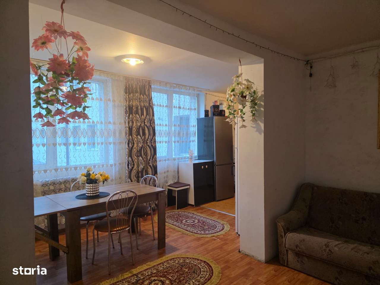 Vand apartament cu  2 camere in Iris-6