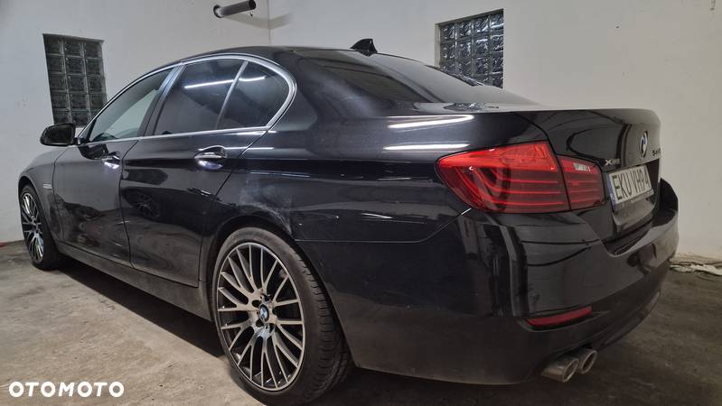 BMW Seria 5 530d xDrive Luxury Line - 4