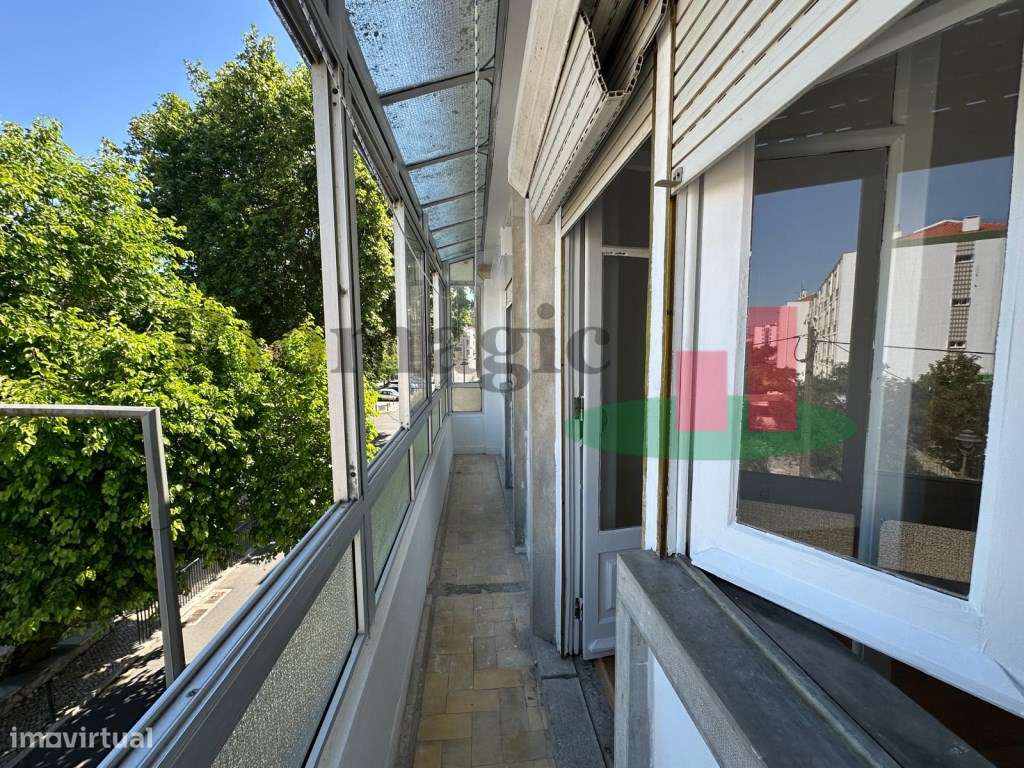 Apartamento T4 - Rio de Mouro-11