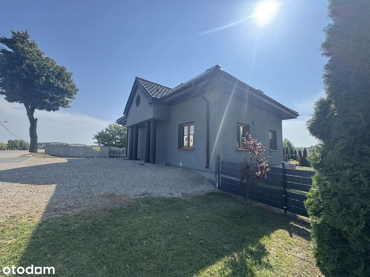 dom  147m2 , działka 904m2-1