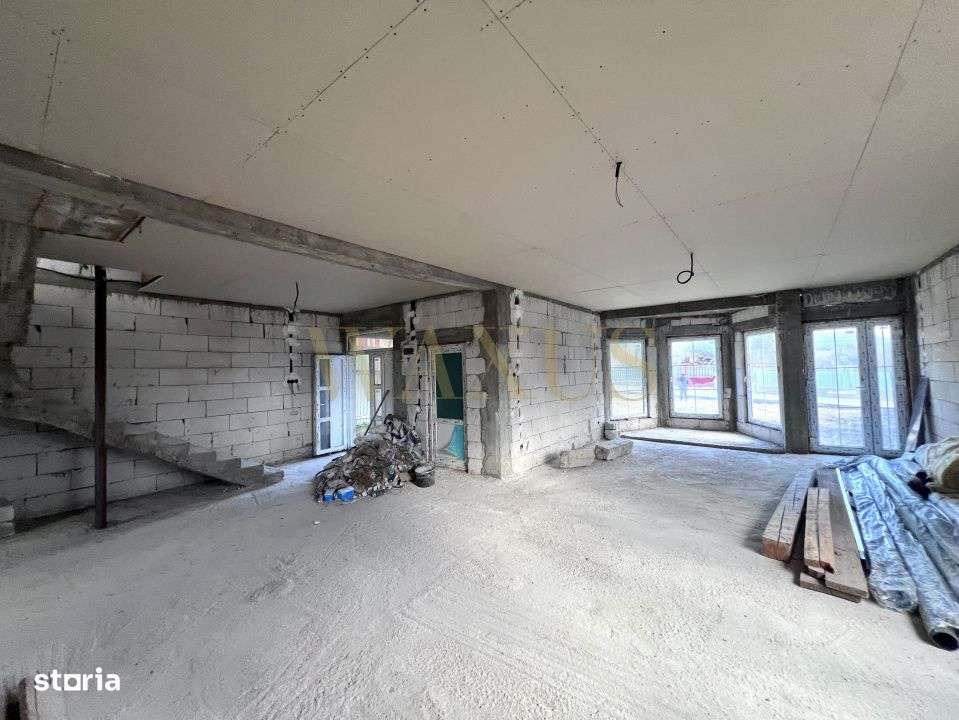 Vila de Vanzare in Iara / Zona Baisoara / 300 mp util /600 Mp teren - Imagine principală: 2/14