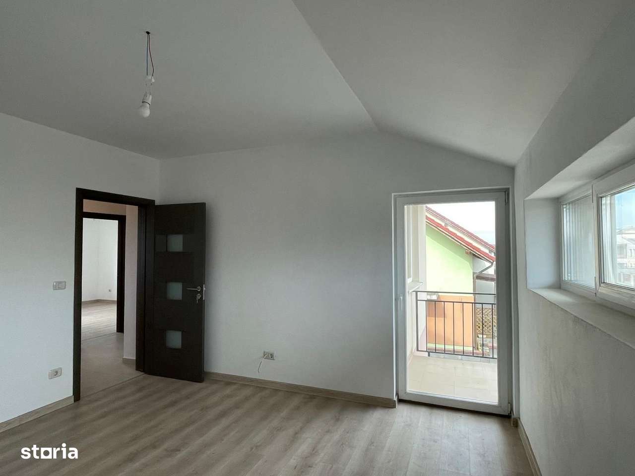 Duplex 4 camere - toate utilitatile - Mosnita Noua - Imagine principală: 5/13