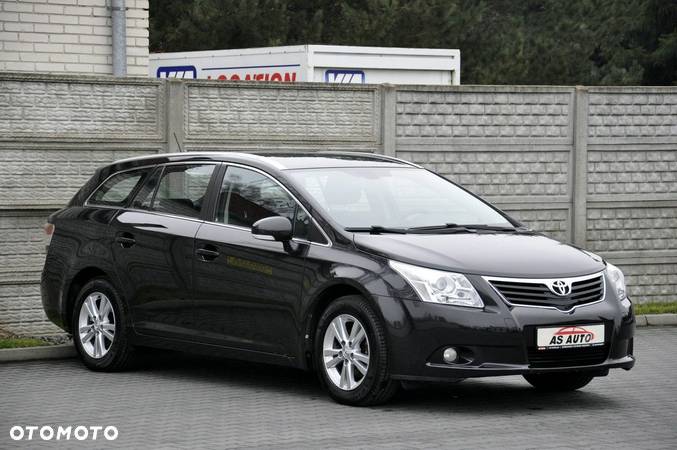 Toyota Avensis - 20