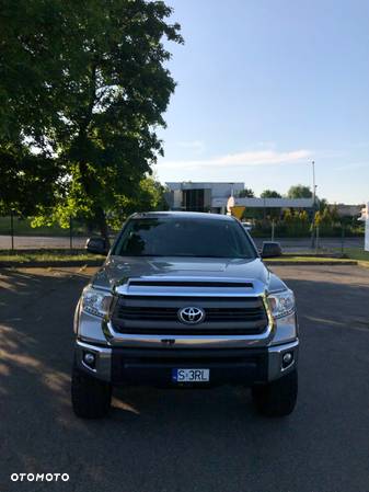 Toyota Tundra - 24