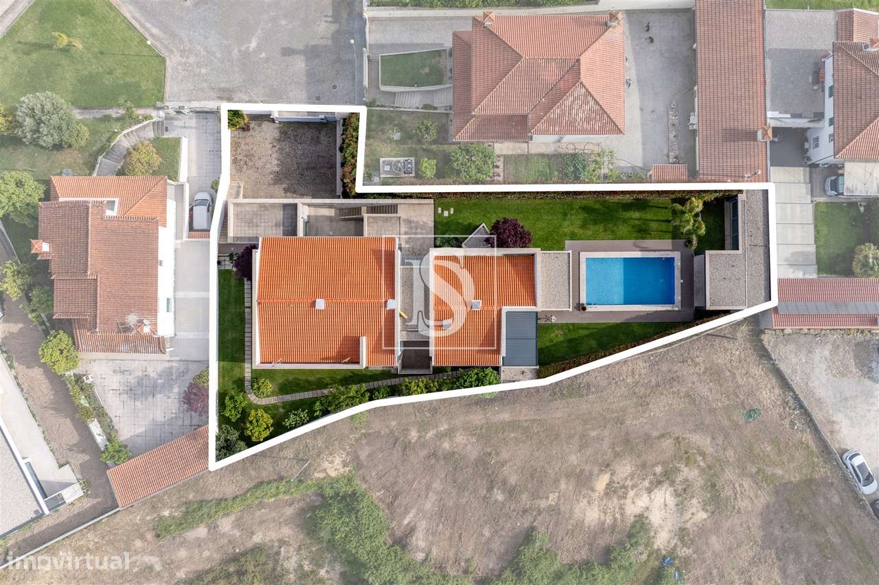 Exclusiva Moradia T4+1 c/ Piscina Aquecida e mais de 380 m²-41