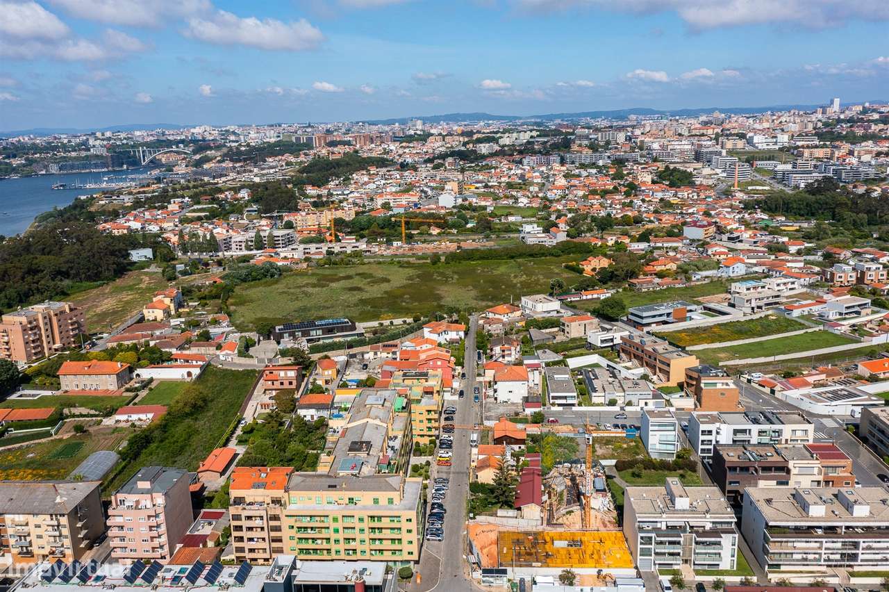 Moradia a 100 Metros da Praia de Lavadores I Exclusivo Golden Hour-40