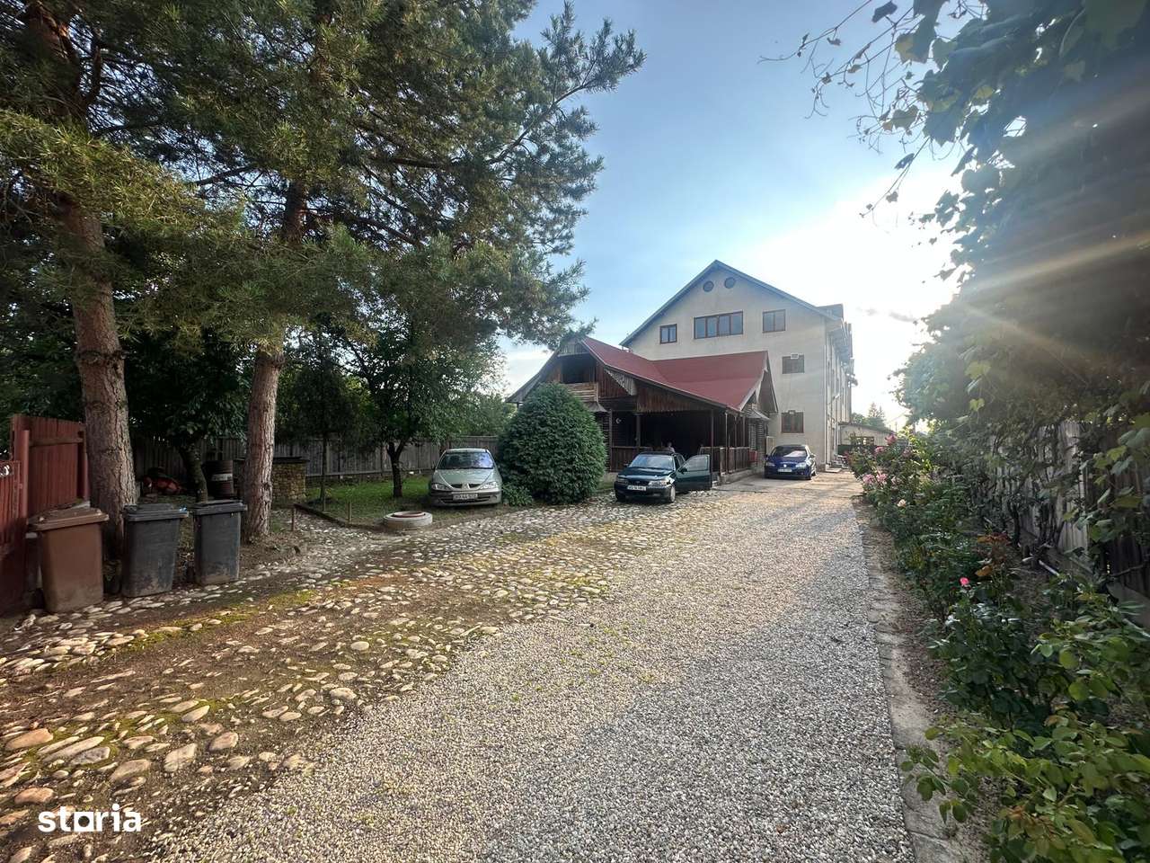 Casa/Hala 1000 mp p+1+m si cabana 130 mp, teren 977, 3 km  de Pitesti-0