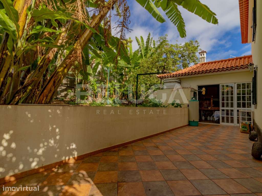 MORADIA T4 COM QUINTAL || URBANIZAÇÃO 'QUINTA DO FAIAL' (FUNCHAL)-54