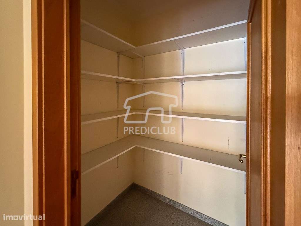 Apartamento T1 + 1 - Funchal / Achada-14