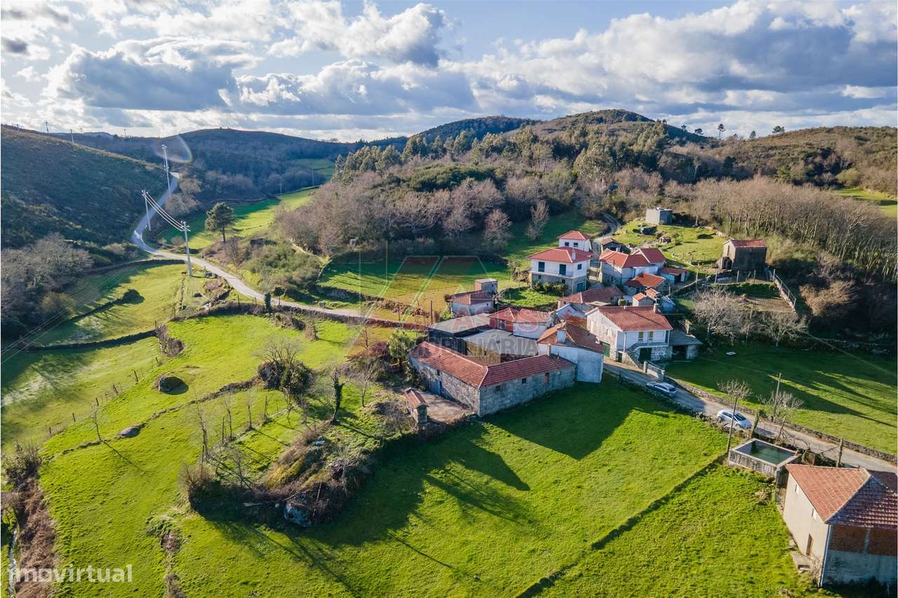 QUINTA EM LAPELA - CABECEIRAS DE BASTO!-15